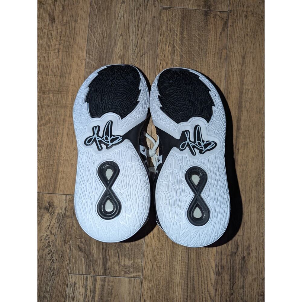 Nike Kyrie Infinity TB Promo Black‎ White Sneakers Men's Size 8 DO9616-002 - Picture 4 of 7